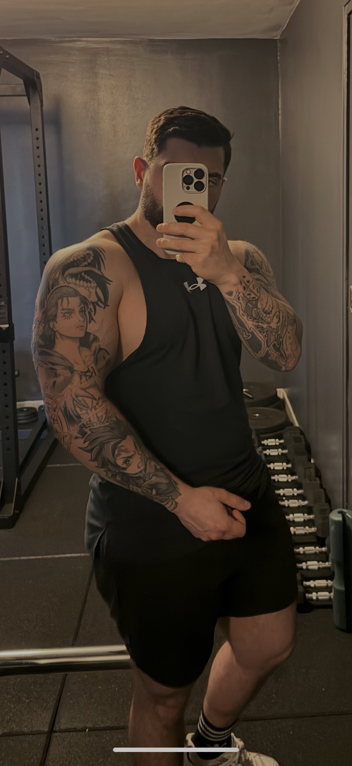 Romain Bacile - Coach sportif professionnel à Rognonas, expert en musculation et nutrition